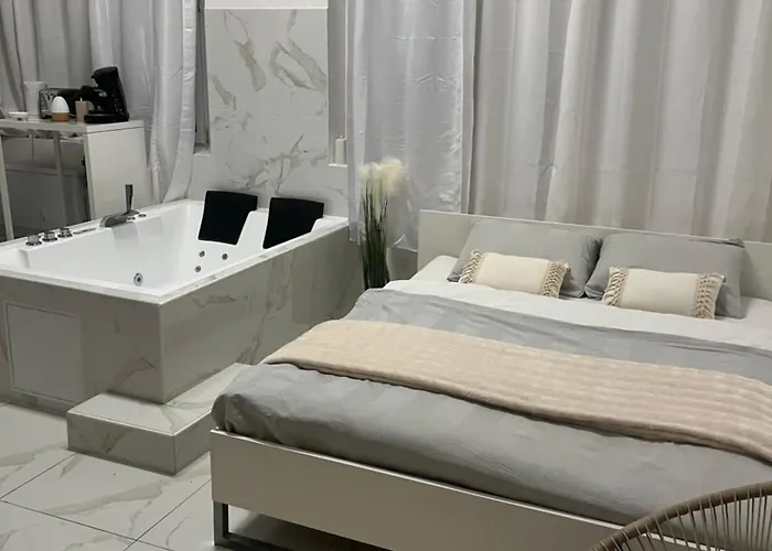 White Privee Avec Privatif Τουρκουάν